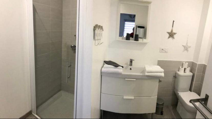 Le Relais De La Hardiesse 6Km Mont St Michel - Chambres Doubles - Suite Spa Privatif Courtils Rum bild
